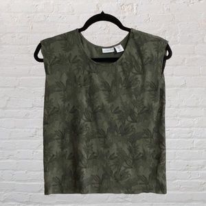 Tabitha Webb Tank Top🐆🍃 - Ladies size XL